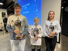 Vuoden 2022 urheilija Olavi Halonen, poikajuniori Tobias Löfgren ja tyttöjuniori Sissi Kaksonen