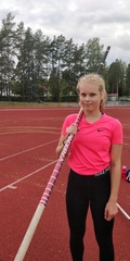 Isla Sokoff SM 14-15 kilpailuihin valmistavassa harjoituksessa.