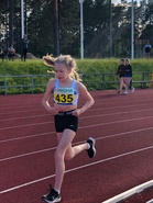 Elle Niklander juoksi T13 1000 metrillä ennätysajan 4.01,22