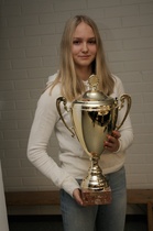 Vuoden urheilija Emma Rovasalo, vuoden saavutuksia mm. tilasto 2. seiväshypyssä omassa sarjassaan sekä kaksi SM-hopeamitalia 