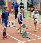 P9v 40m finaalissa Janakkalan Mauri (3.), HSU:n Elias (2.) ja Porvoon Eetu (1.)