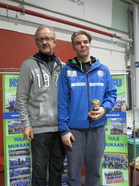 Seiväsmiehet Kalle (KarkkPo) ja kisan vanhin osallistuja Seppo (M65, RiihKi) edelleen huippukunnossa