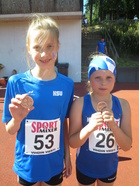 Pm-mitalistit Emilia ja Aino