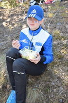 "Ja mä yritän keskittyä tähän salaattiin" :D