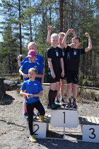 Joukkuemitali vielä pojille!