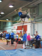 Emma unohti kääntyä, mutta korkealta yli :D