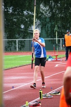 Juho Kantoniemi seiväshypyssä