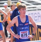 Henrik Ahoniemi Ruotsia kaatamassa