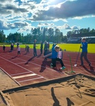 Lentämisen riemua kolmiloikkakisassa