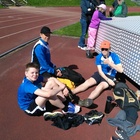 Aleksis (vas.), Olavi ja Aarre valmistautumassa omiin suorituksiin