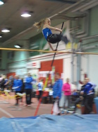 Emma unohti kääntyä, mutta korkealta yli :D