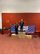 P8 sarjassa harjoituskaverit Oliver ja Maxim kävivät tiukan kilpailun kaksiottelun voitosta. Voitto meni tällä kertaa Maximille, mutta varsinkin kiekkopaikalla Oliver laittoi Maximin tiukalle menemällä viimeisellä heittokierrosella Maximin ohi. Maxim heitti kuitenkin omalla viimeisellään sarjan pisimmän heiton!

Hienoa kisaamista molemmilta! Treneeissä jatketaan uusien lajien parissa :)