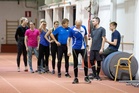 Aikuisten ja 17-20/SM-nuorisovalmennusryhmä hyppyvuorossa