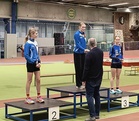 T15 800m oli HSU:n näytöstä. Kultaa Sennille, hopeaa Mettelle sekä Nella oli neljäs.