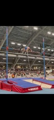 Olavi Halonen hyppäsi seivästä 445cm 