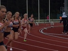 Emma hyvin rintamassa 200m alkuerässä!